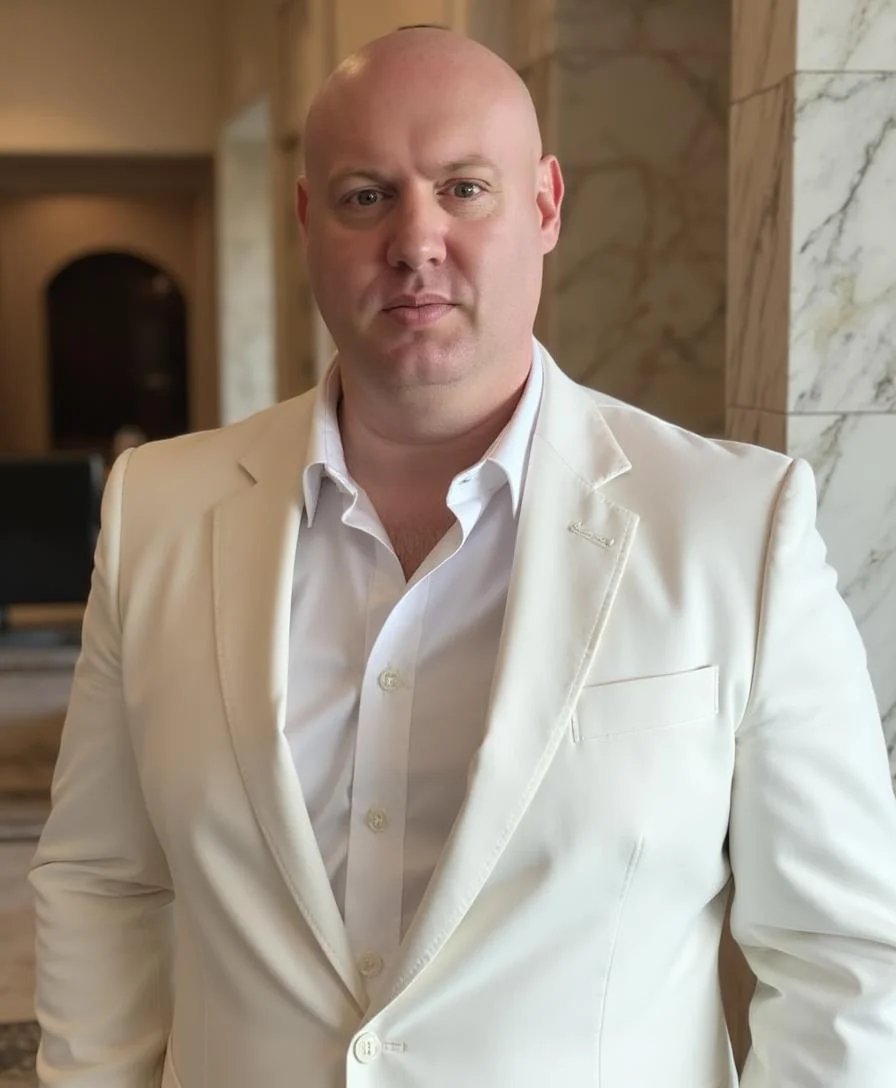 Joel R Klemmer 正式影棚肖像具有机构威严